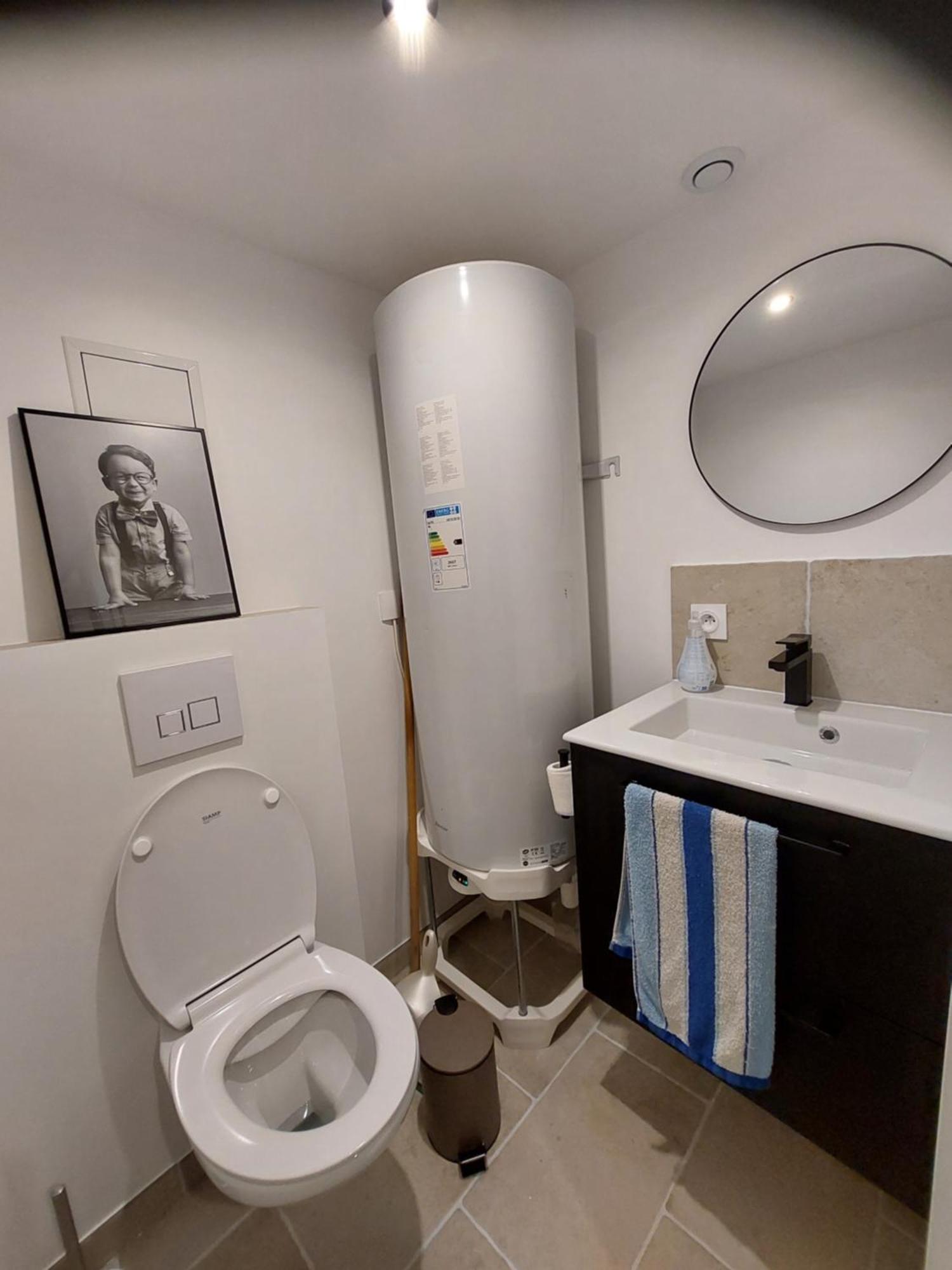 La Picardiere Perdreauville Bagian luar foto
